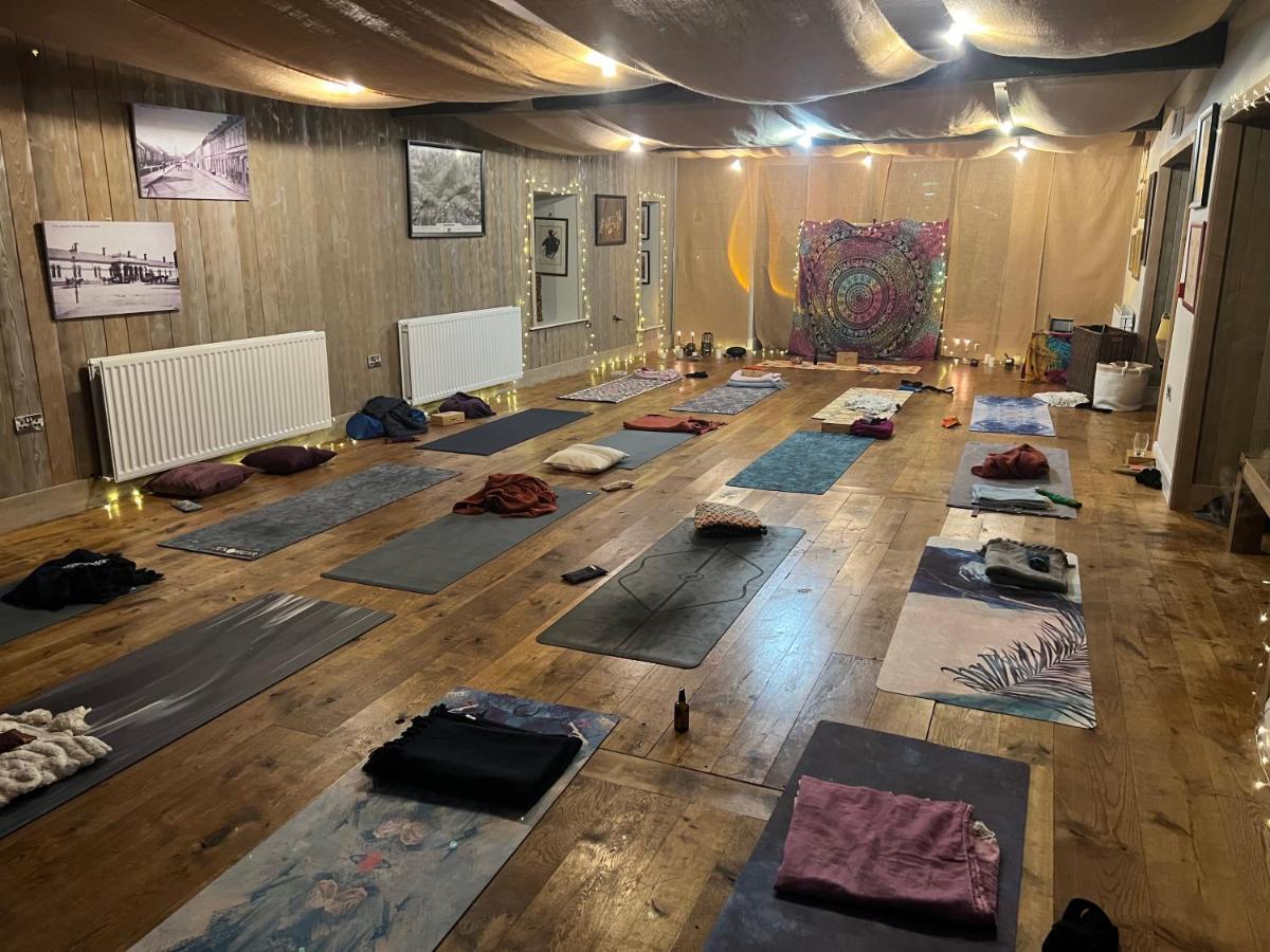 The Old Flax Mill Yoga Retreat Villa Coleraine Buitenkant foto