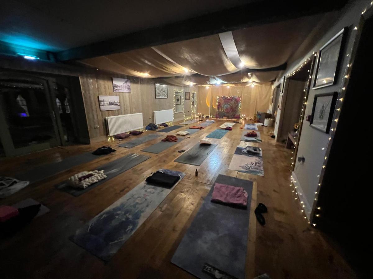 The Old Flax Mill Yoga Retreat Villa Coleraine Buitenkant foto