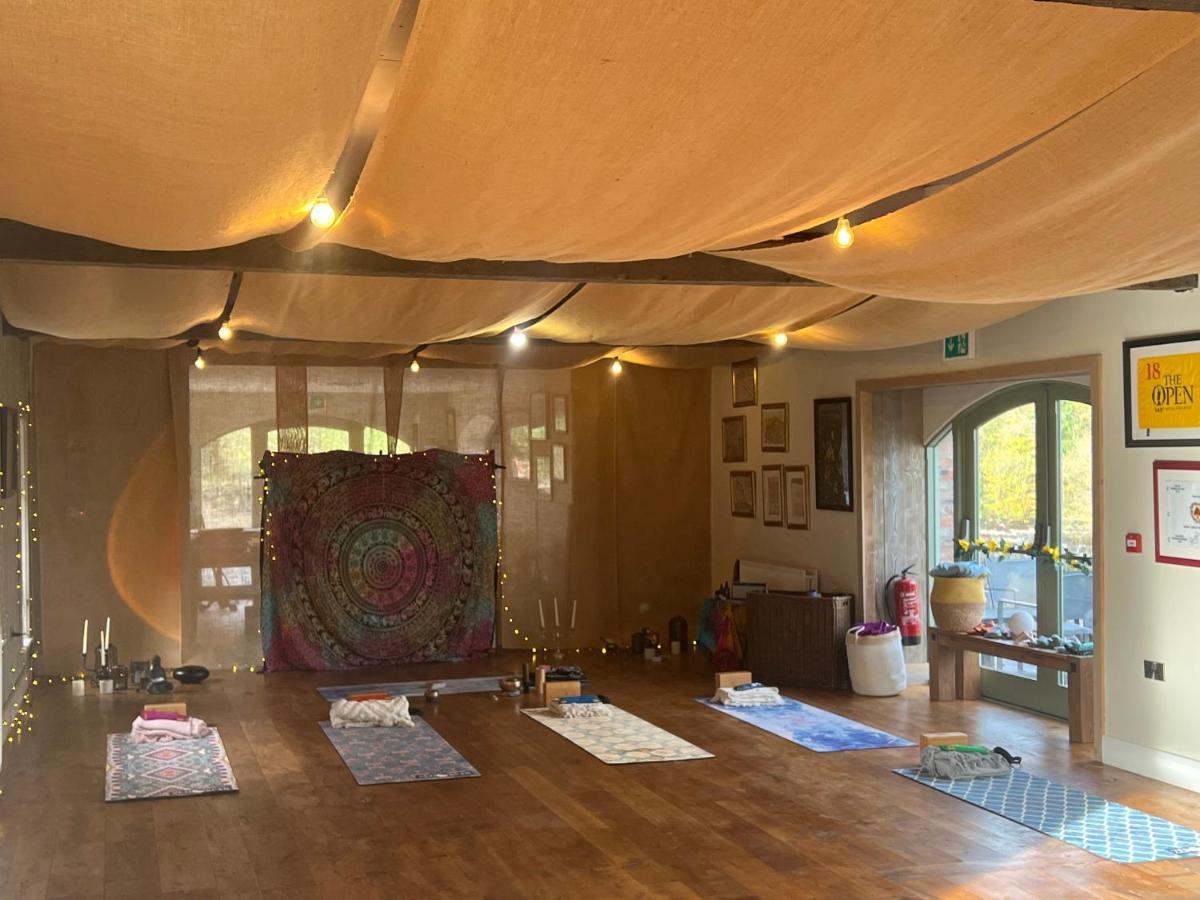 The Old Flax Mill Yoga Retreat Villa Coleraine Buitenkant foto
